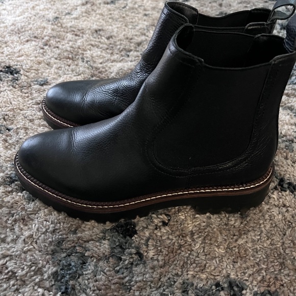 Calson Chelsea boots - size 8.5M - Picture 3 of 3
